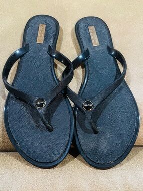 ALDO Black Textured Strap Flip-Flop Sandals